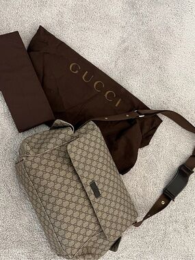 Gucci GG Supreme canvas diaper bag